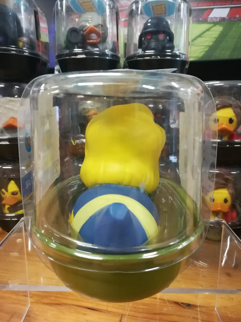 cosplaying ducks TUBBZ FALLOUT VAULT GIRL