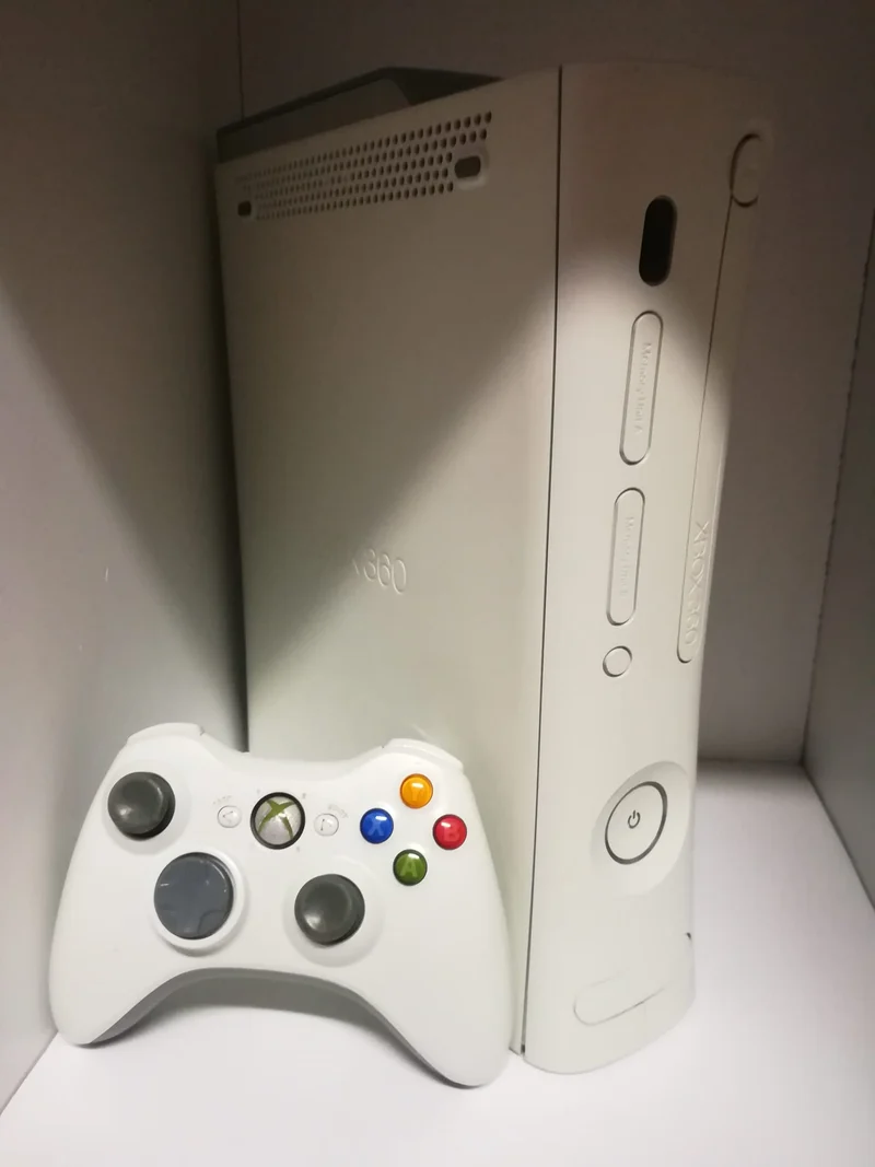CONSOLE XBOX 360 20 GB (usato garantito)(PAL)(senza scatola)