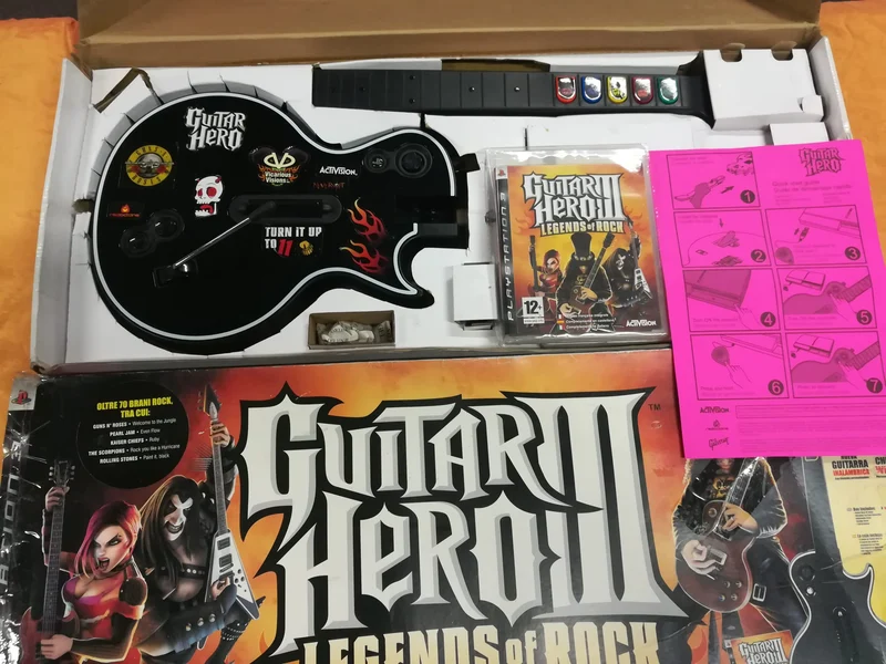 GUITAR HERO 3 LEGENDS OF ROCK PS3 (usato)(manca il sensore da collegare alla ps3)