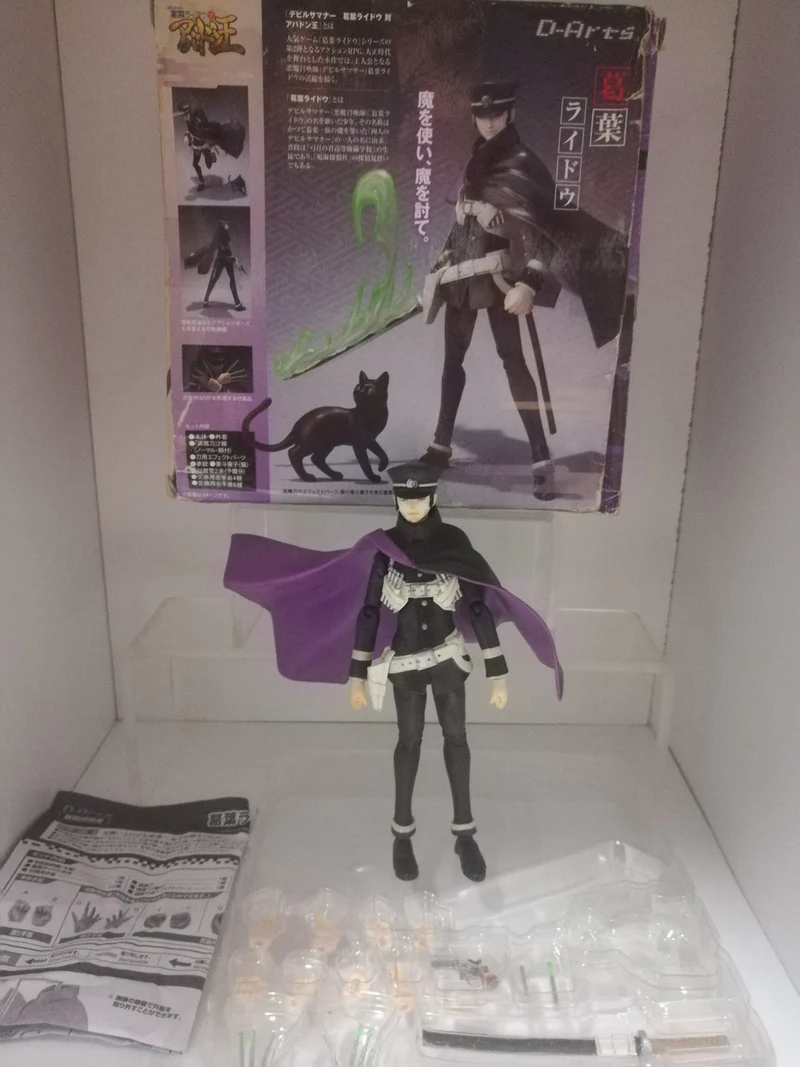 D-Arts Devil Summonr Raidou Kuzunoha Action Figure Bandai Tamashii Nazioni (esposizione fiera )( andato perso il gatto)