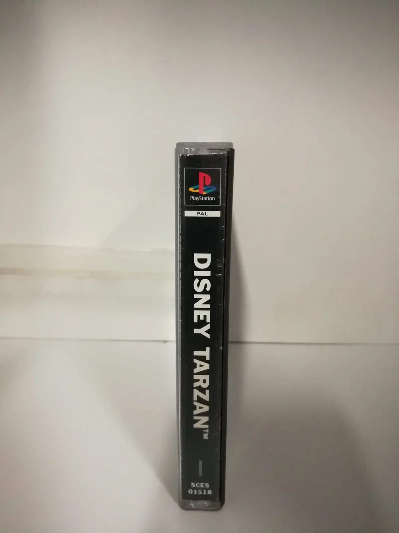 DISNEY TARZAN PS1 (versione italiana)(usato garantito)(manca la copertina d'avanti)