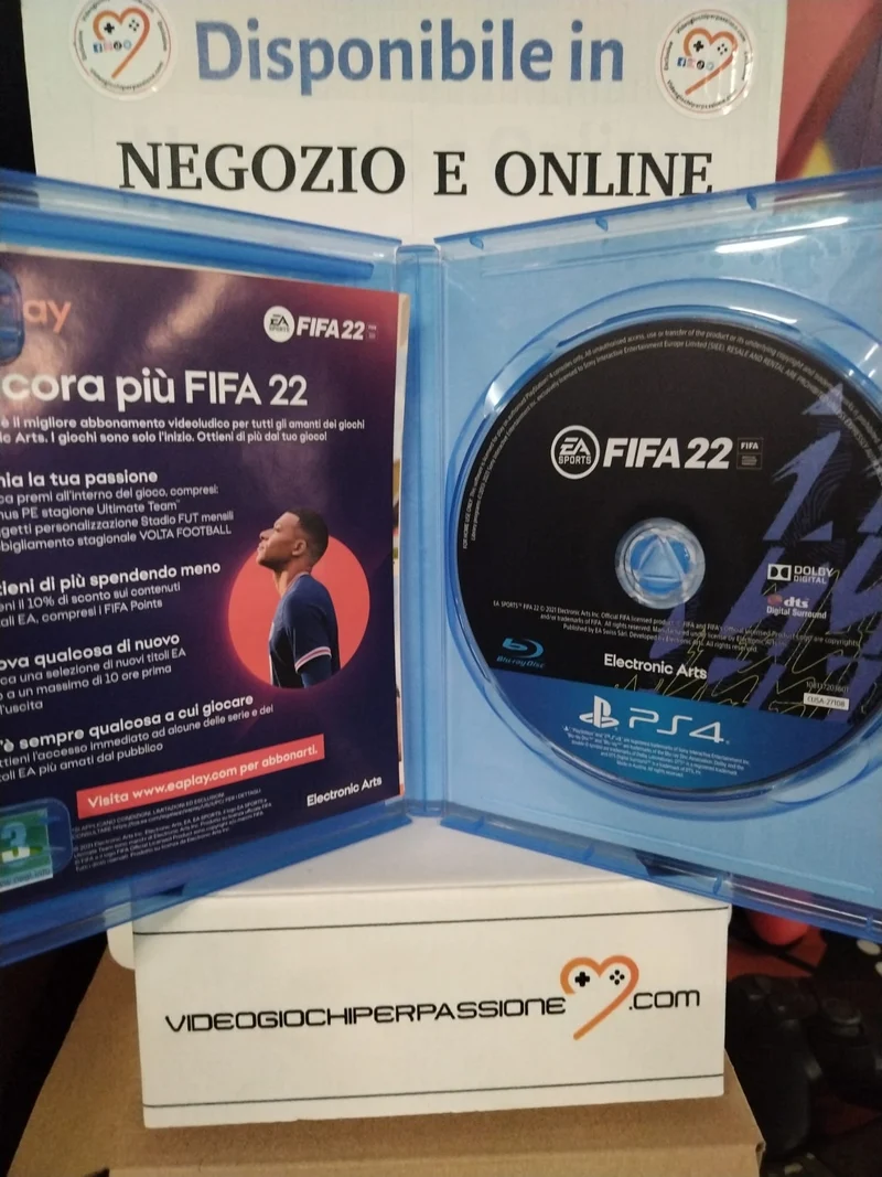 FIFA 22 PS4 (usato garantito)(versione italiana)