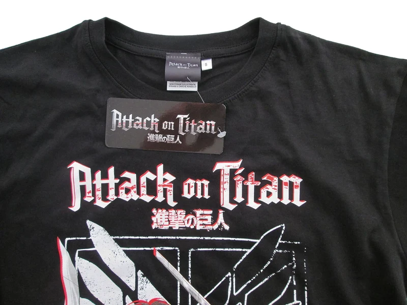 T-Shirt Attack on Titan-NERA