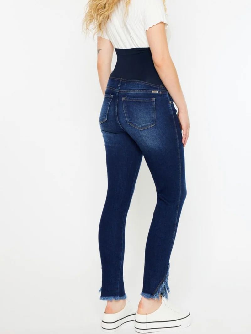 Kan Can Maternity Fray Hem Skinny Jeans
