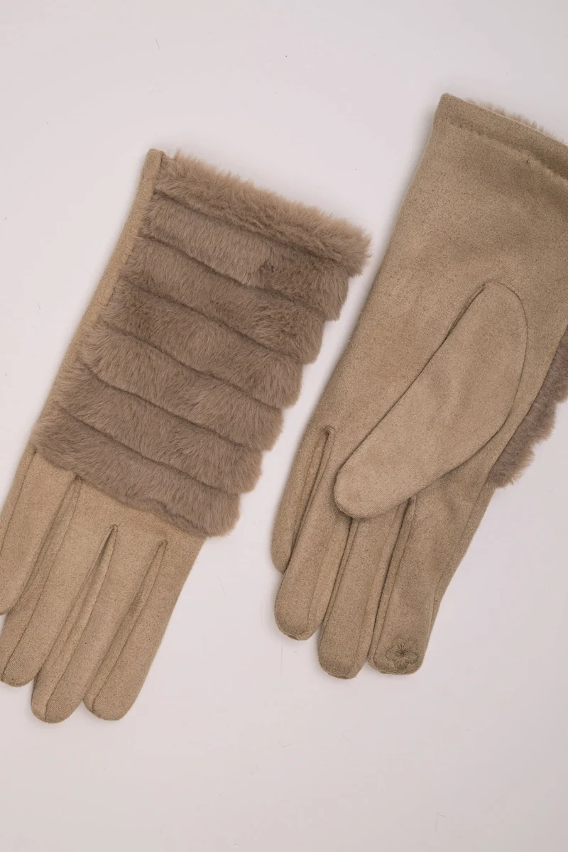 Guanti con decorazione in fax fur