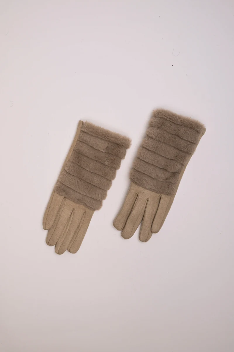 Guanti con decorazione in fax fur