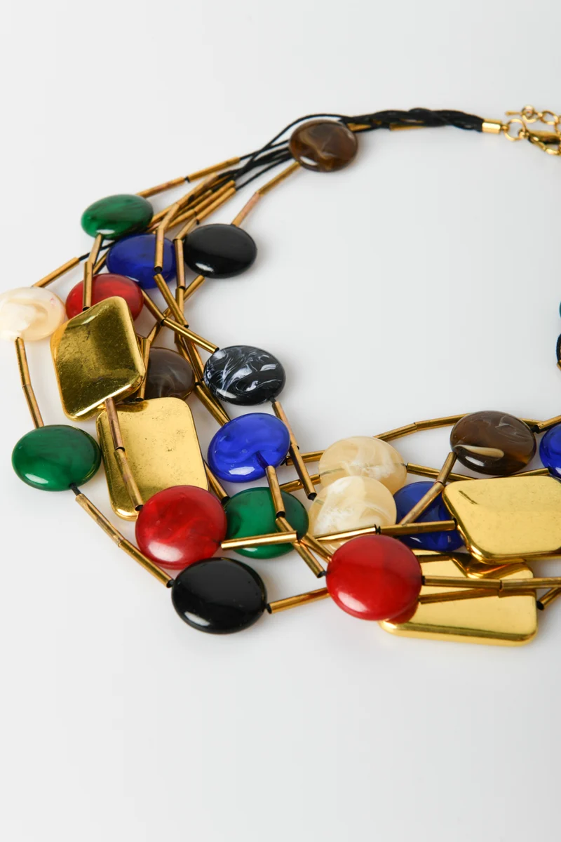 Collana multifili con pendenti