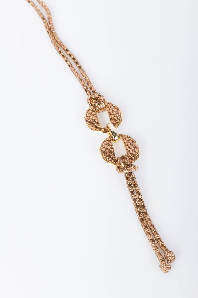 Collana con pendenti a cerchio
