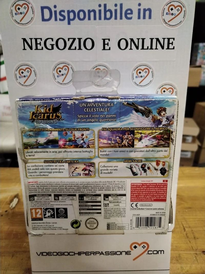 Kid Icarus: Uprising NINTENDO 3DS (versione italiana) (esposizione fiera)