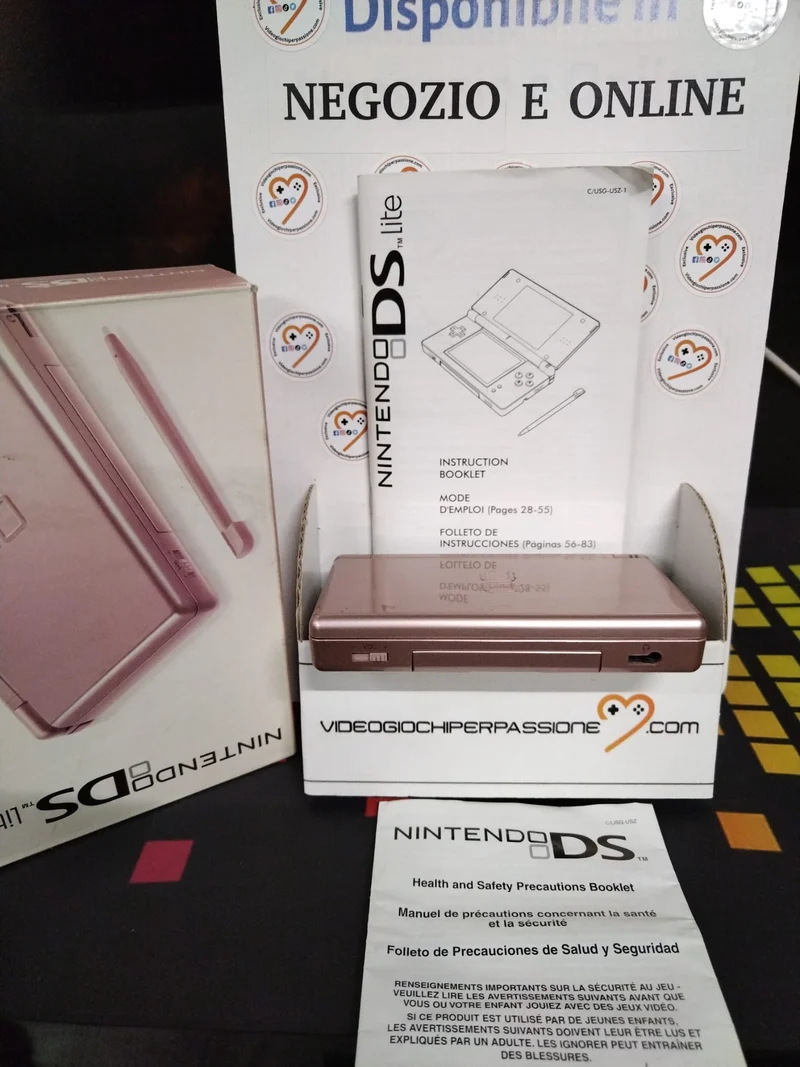 nintendo ds lite console (usato garantito)(va bene per giochi gba)(con caricatore)