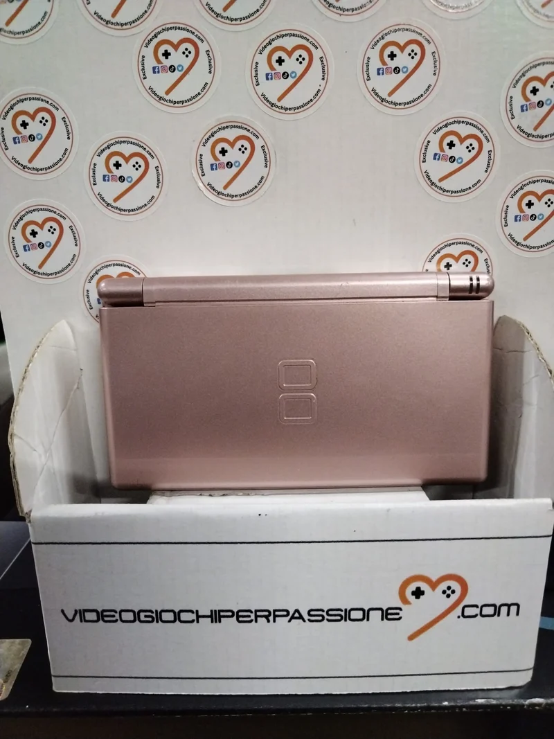 nintendo ds lite console (usato garantito)(va bene per giochi gba)(con caricatore)