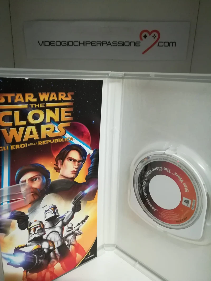 STAR WARS THE CLONE WARS GLI EROI DELLA REPUBBLICA PSP (usato garantito)