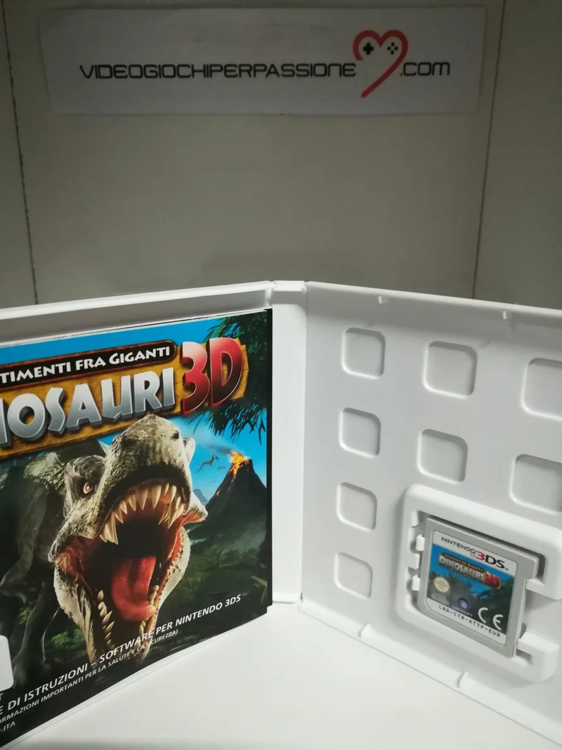 COMBATTIMENTI FRA GIGANTI DINOSAURI 3D NINTENDO 3DS (usato)(versione ita.)