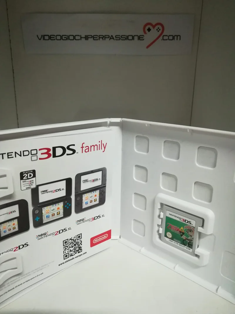 THE LEGEND OF ZELDA A LINK BETWEEN WORLDS NINTENDO 3DS (usato versione ita.)