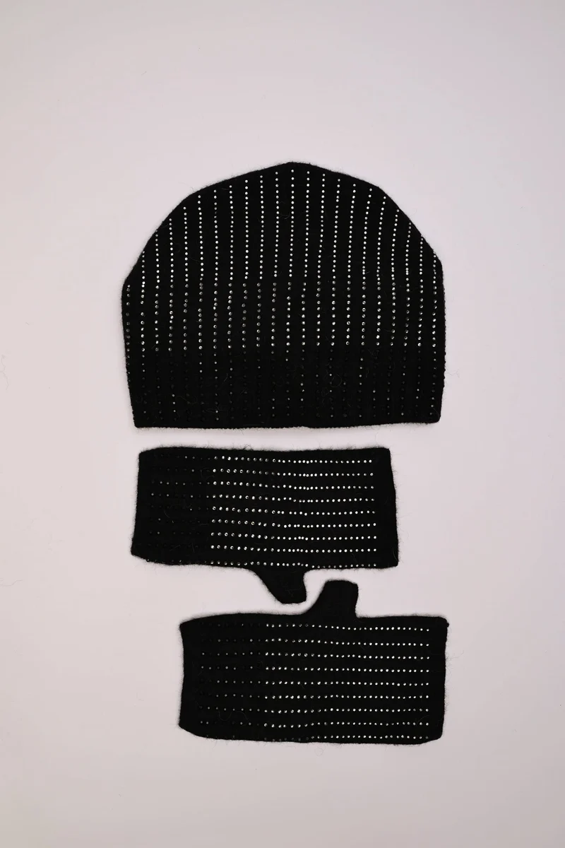 Set berretto + guanti con strass