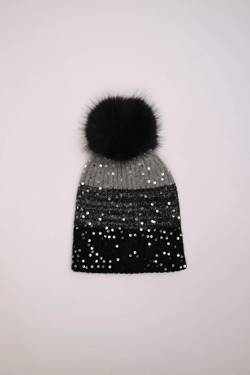 Berretto color-block con paillettes e pompon