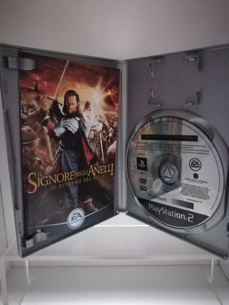 IL SIGNORE DEGLI ANELLI ;IL RITORNO DEL RE PS2 (usato garantito)(versione italiana)