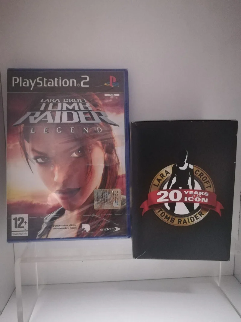 LARA CROFT TOMB RAIDER LEGEND PS2 (italiano)+FIGURE LARA CROFT 20 YEARS