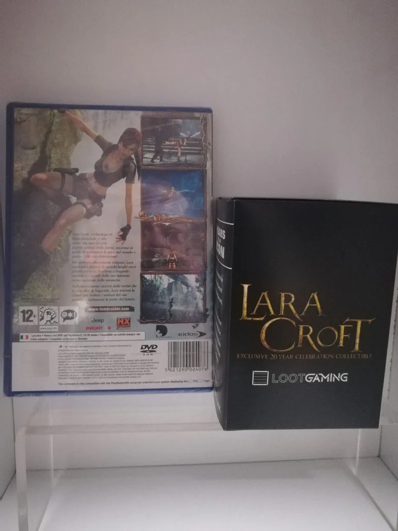 LARA CROFT TOMB RAIDER LEGEND PS2 (italiano)+FIGURE LARA CROFT 20 YEARS