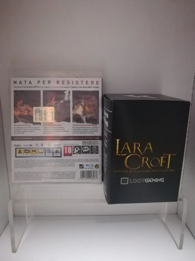 TOMB RAIDER PS3 +FIGURE LARA CROFT 20 YEARS