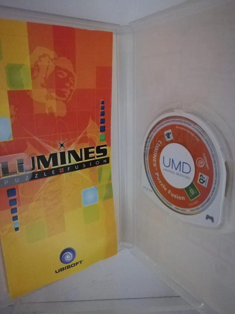 LUMINES PUZZLE FUSION PSP (usato garantito)
