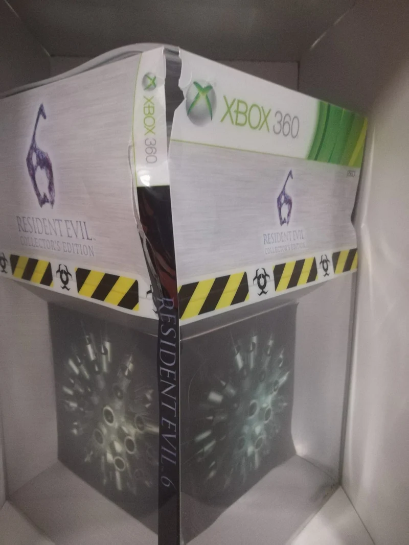 RESIDENT EVIL 6 COLLECTOR'S EDITION XBOX 360 (italiana)(felpa tg XL)