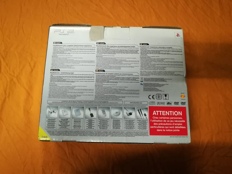 CONSOLE PS2 SATIN SILVER (usato garantito)(completa -come se fosse nuova)