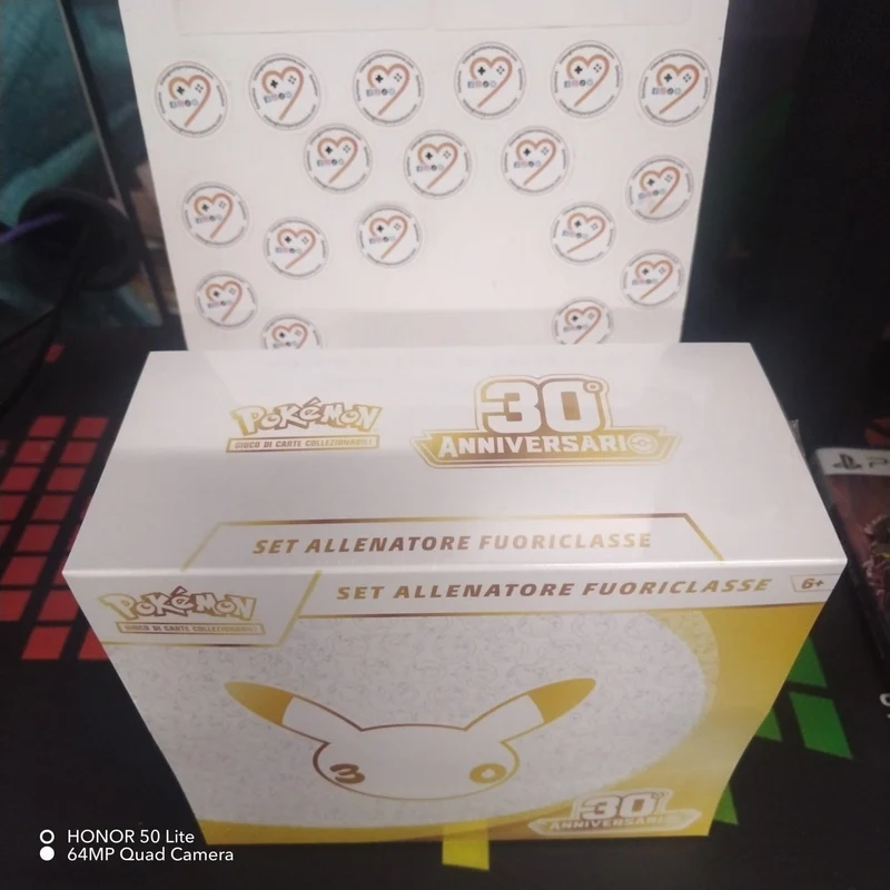 Pokemon ITA 30th Anniversario Set Allenatore Fuoriclasse