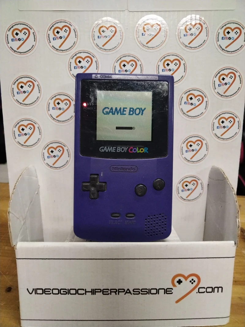 Console Game Boy Color Nintendo Viola (usato garantito)