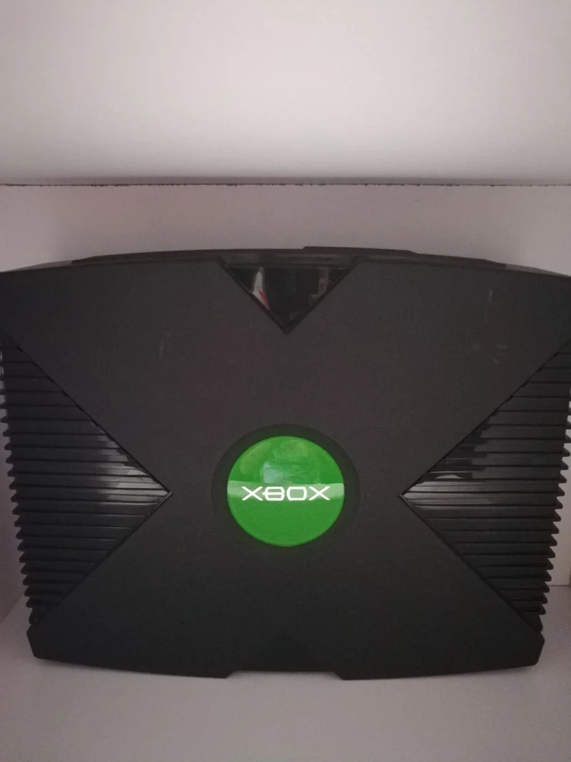 XBOX MICROSOFT CONSOLE (modificata)usato garantito (senza scatola)