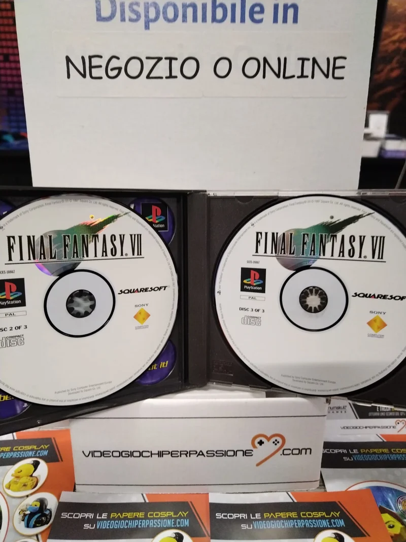 FINAL FANTASY VII PS1 (usato garantito)(versione europea)
