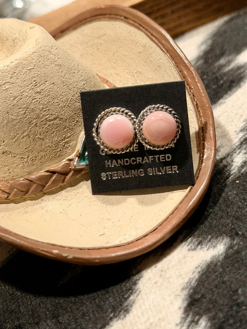 Pink Conch Stud Earrings