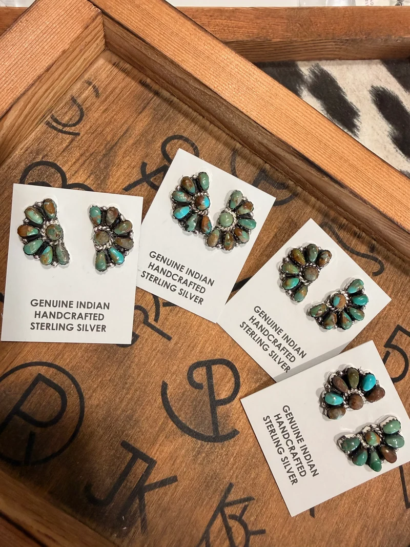 Turquoise Flower Half Cluster Stud Earrings
