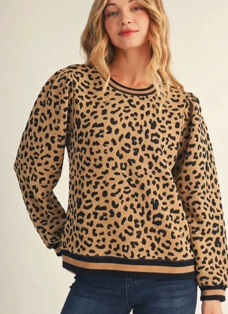 Textured Leopard Mocha Crewneck