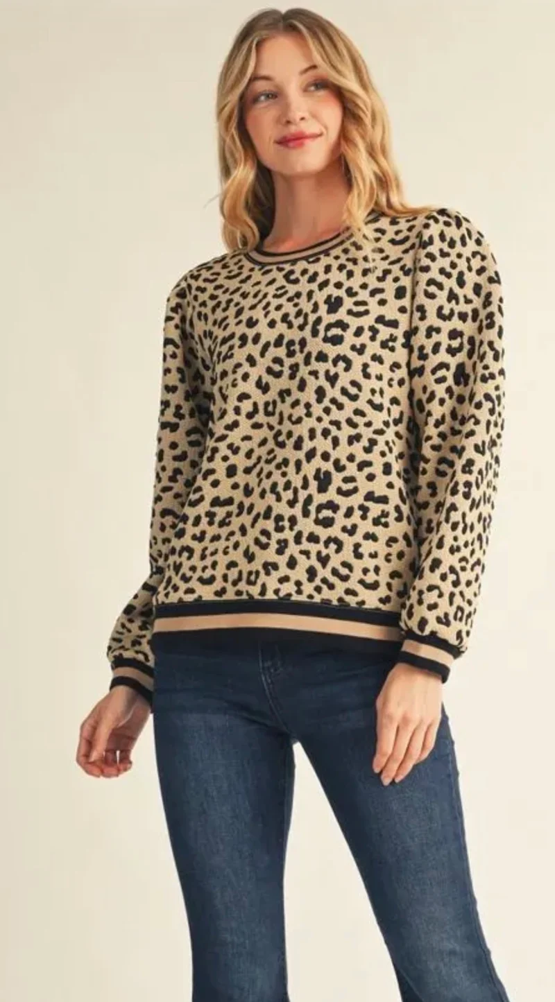 Textured Leopard Beige Crewneck