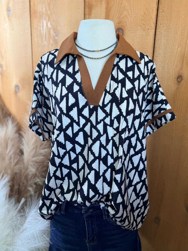 Black Abstract Print Top with Brown Collar