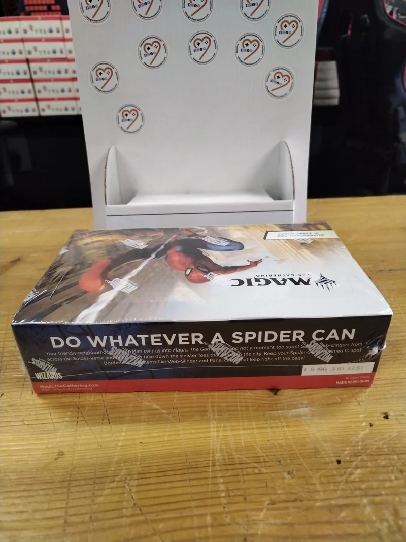 Magic: The Gathering | Marvel's Spider-Man - Play Booster Box (30 confezioni)