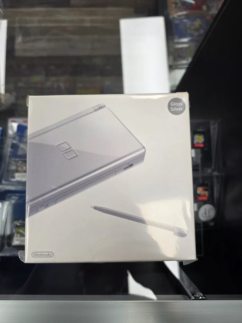 (JP 🇯🇵 REGION Free) Complete in Box Nintendo DS Lite Handheld Console
