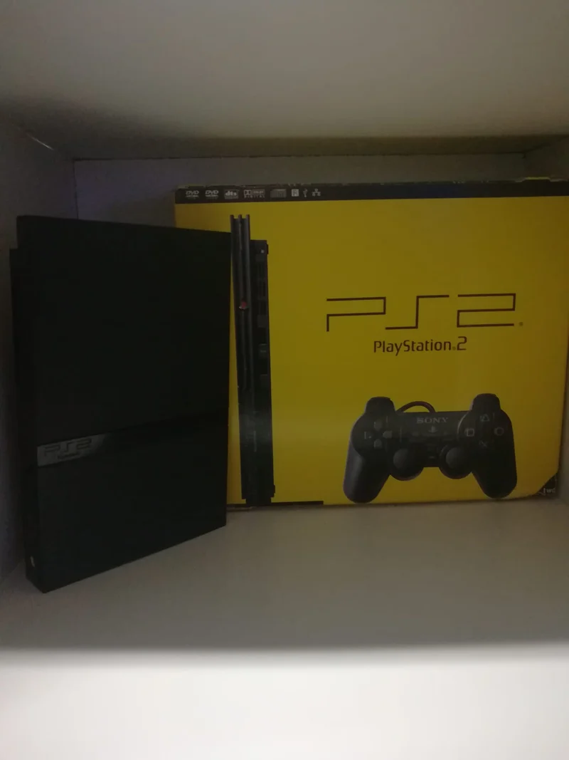 PS2 SLIM PLAYSTATION SONY (usato garantiTO)
