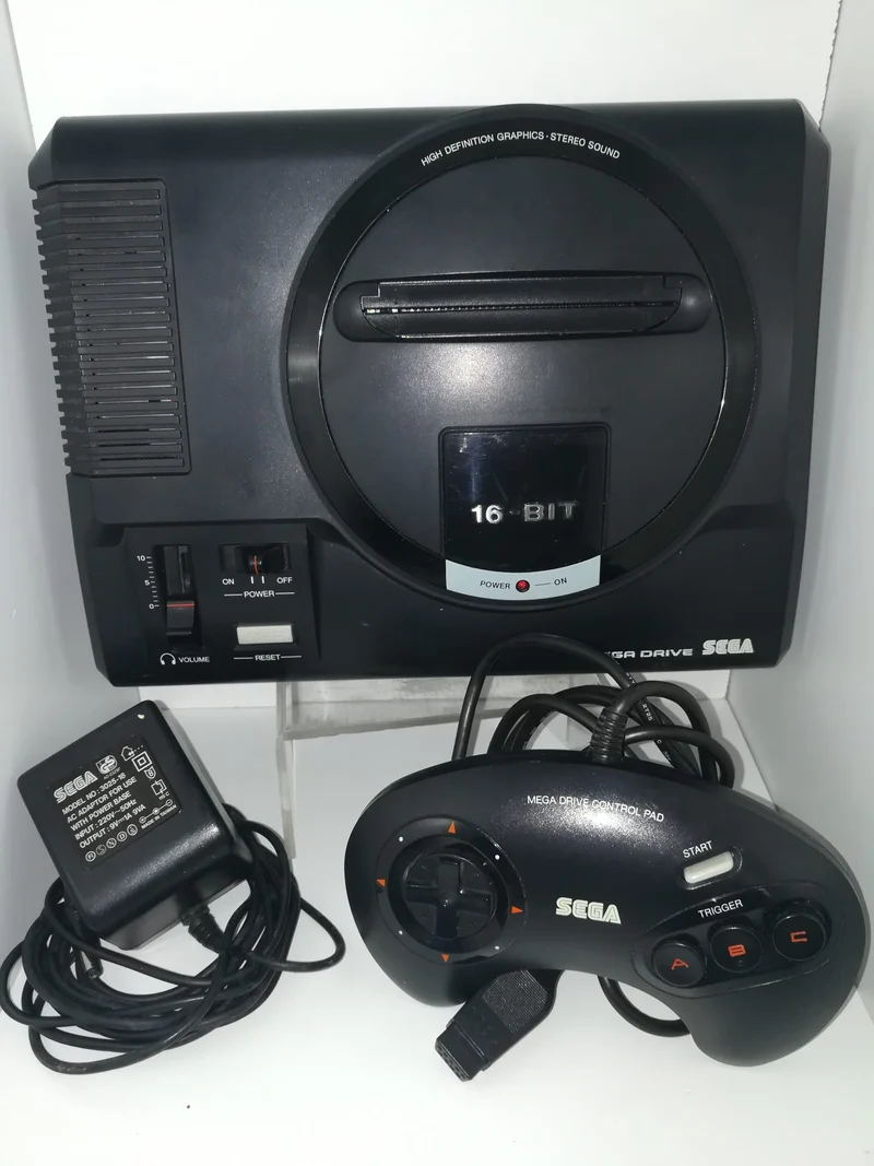 MEGA DRIVE SEGA(senza scatola)