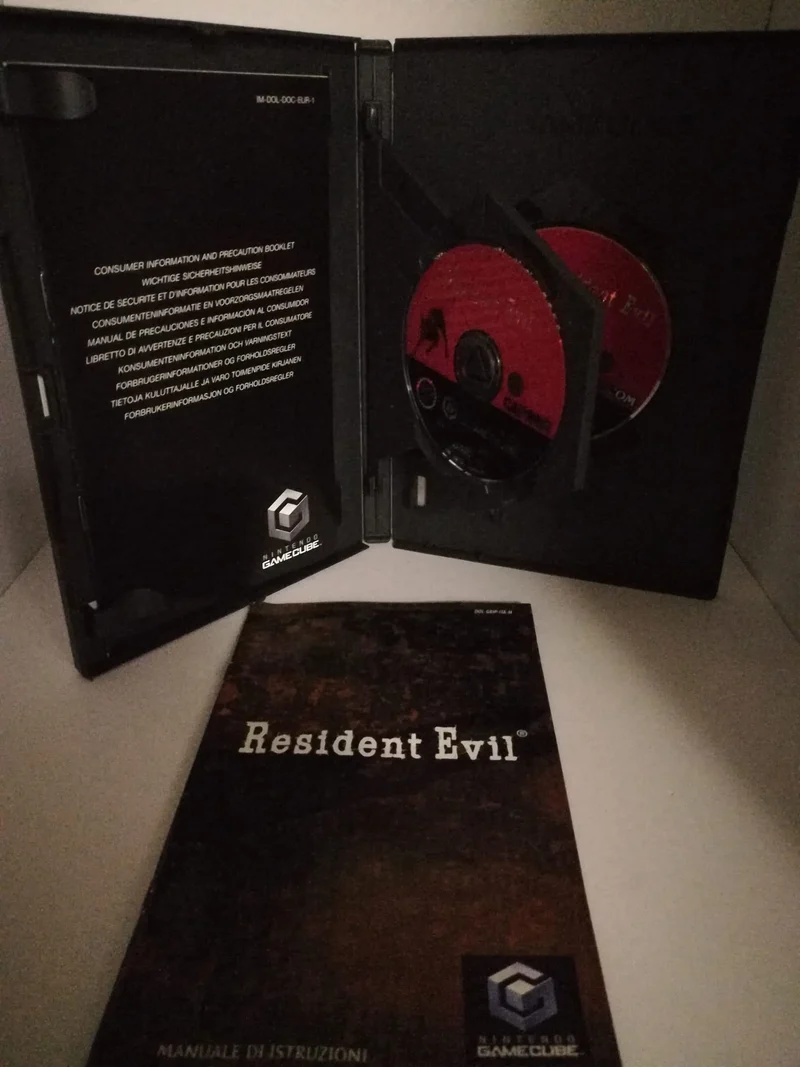 RESIDENT EVIL NINTENDO GAME CUBE (versione italiana)
