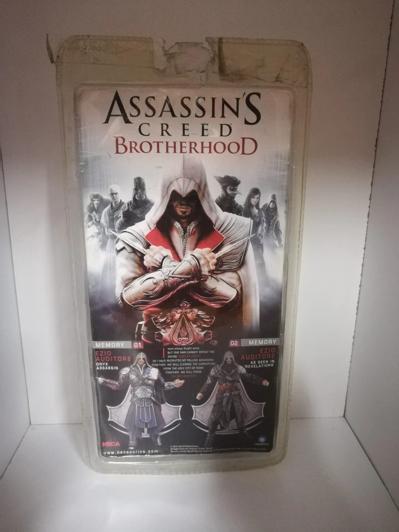 ASSASSIN'S CREED BROTHERHOOD EZIO AUDITORE EAGLE VISION (esposizione fiera)