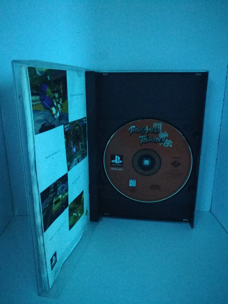 BATTLE ARENA TOSHINDEN PS1 (versione americana)(usato garantito)