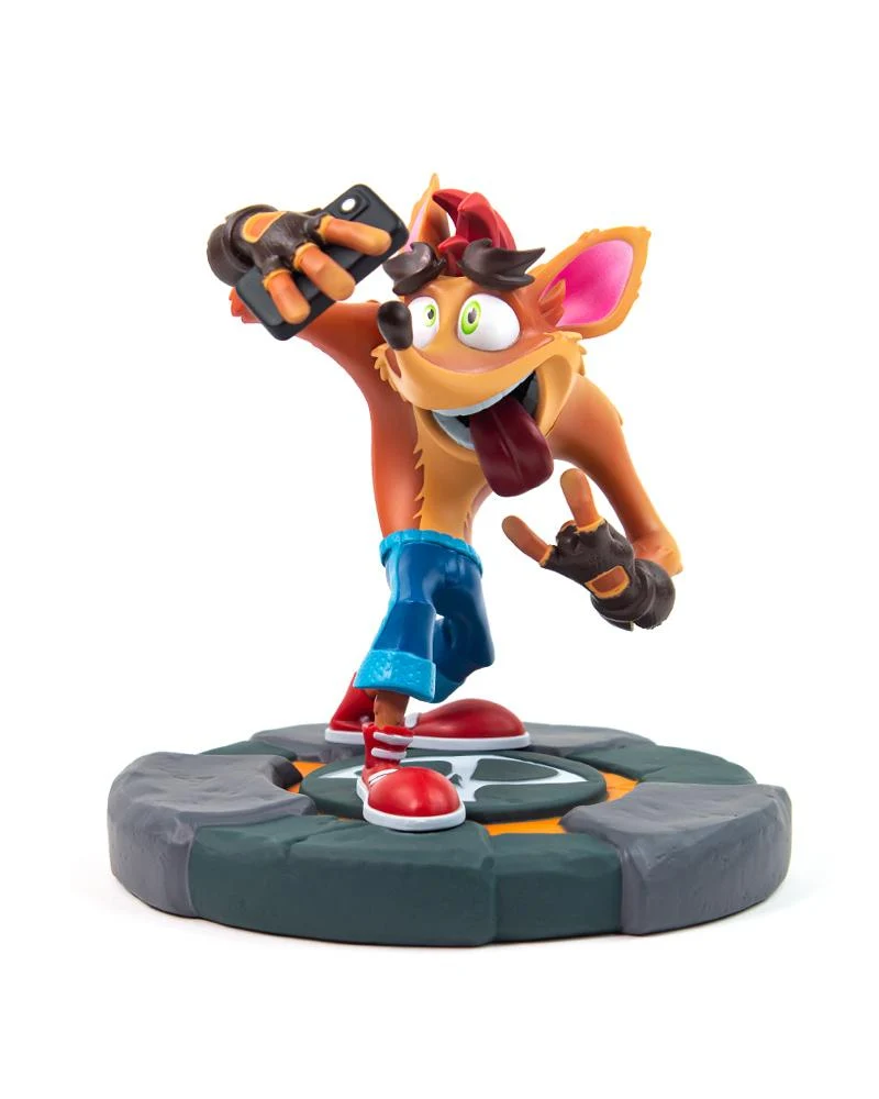 Action Figure Ufficiale Dedicata a Crash Bandicoot 4