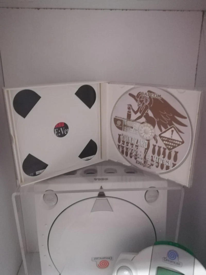 BIOHAZARD CODE : VERONICA DREAMCAST SEGA (versione japan)(usato)