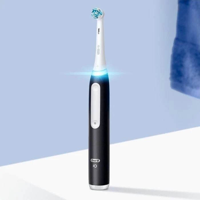 Oral-B iO Series 3 Electric Toothbrush, Matt Black
