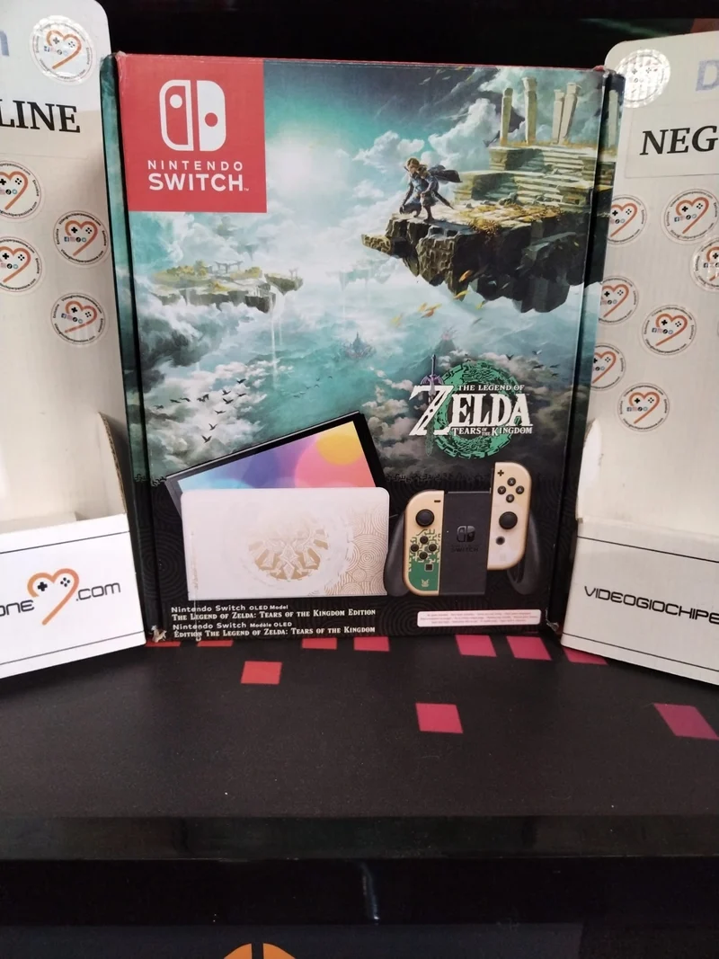 Nintendo Switch™ - Modello OLED Edizione Speciale The Legend of Zelda: Tears of the Kingdom (usato garantito)