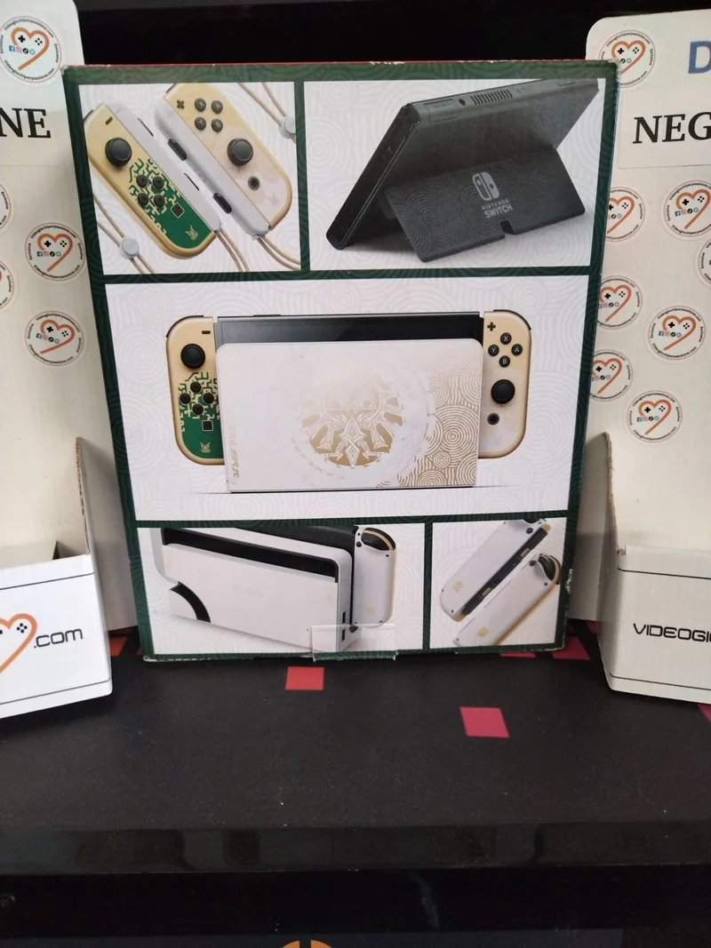 Nintendo Switch™ - Modello OLED Edizione Speciale The Legend of Zelda: Tears of the Kingdom (usato garantito)