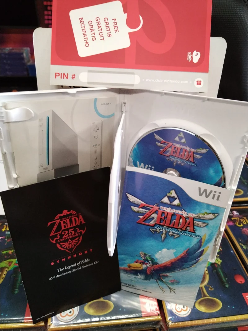 THE LEGEND OF ZELDA SKYWARD SWORD NINTENDO WII (usato garantito)(versione ing.)