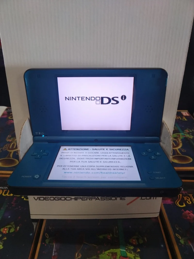 CONSOLE NINTENDO DS XL (usato garantito)(senza scatola)(con caricatore)